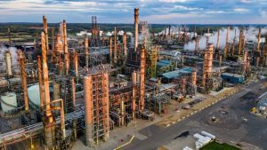 Indian Oil, BPCL, HPCL Richly Valued: Prabhudas Lilladher